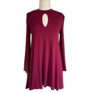 Solo La Fe Long Sleeve Burgundy Red Swing Mini Dress with Keyhole Cutout Small